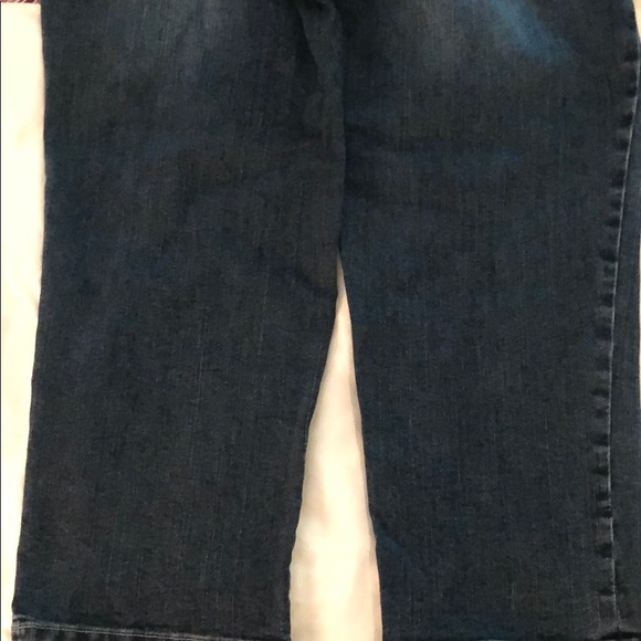 Style and Company Jean Capris - Picture 5 of 5